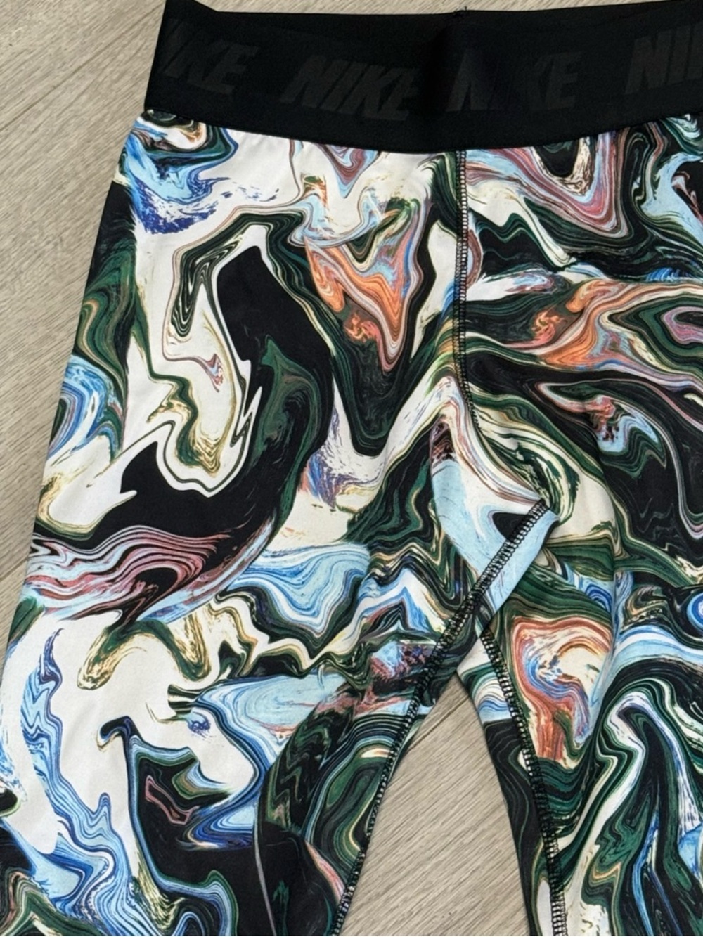 Nike Womens Marble Watercolor Print Athletic Leggings Black Waistband AH6499-010 - Picture 2 of 12